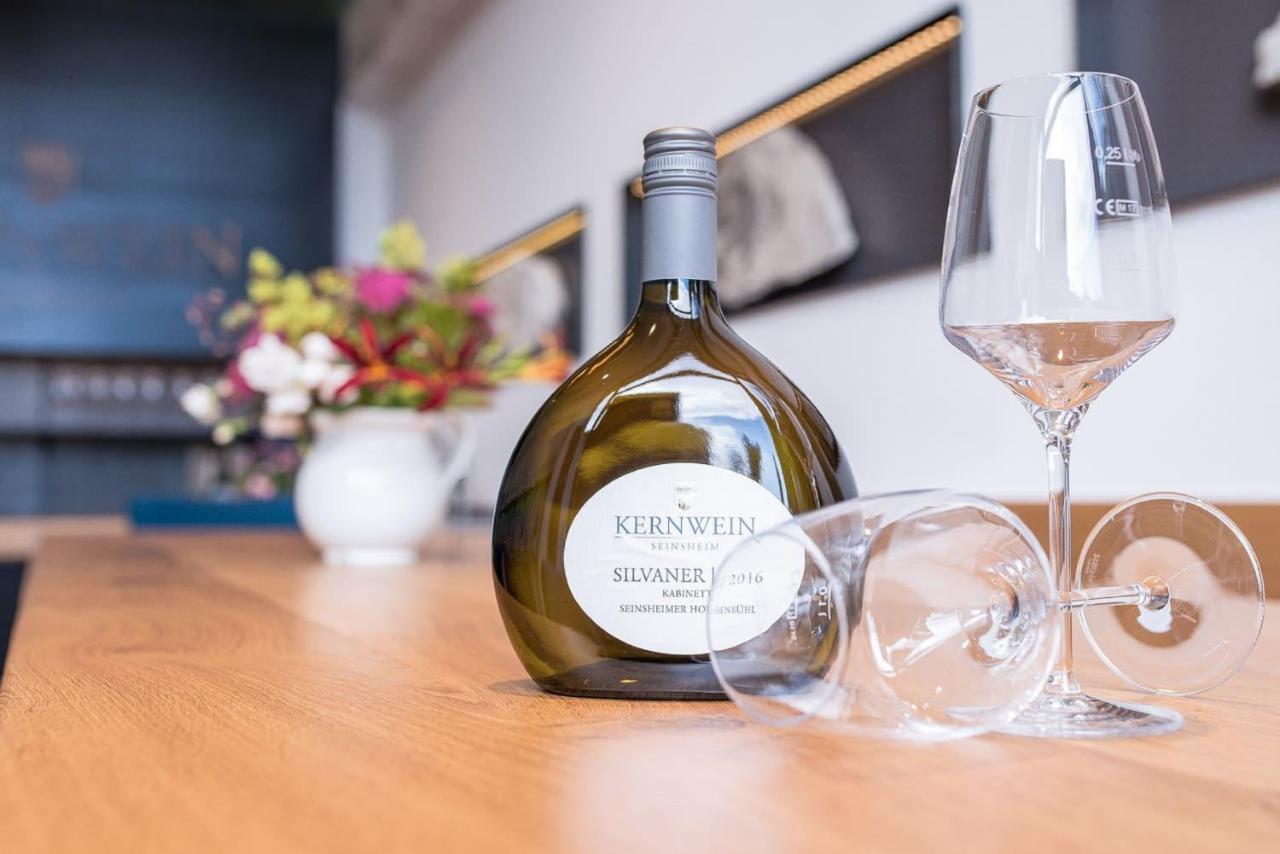 Weingut Kernwein Hotel Seinsheim Exterior foto